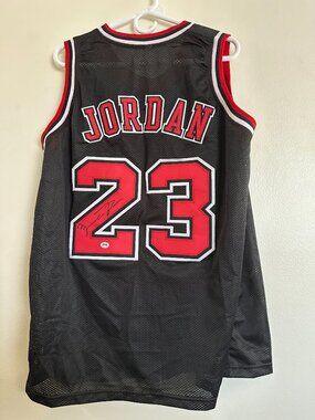 MICHAEL JORDAN (GOAT) SIGNED CHICAGO BULLS AUTOGRAPHED CUSTOM JERSEY W/COA - 520